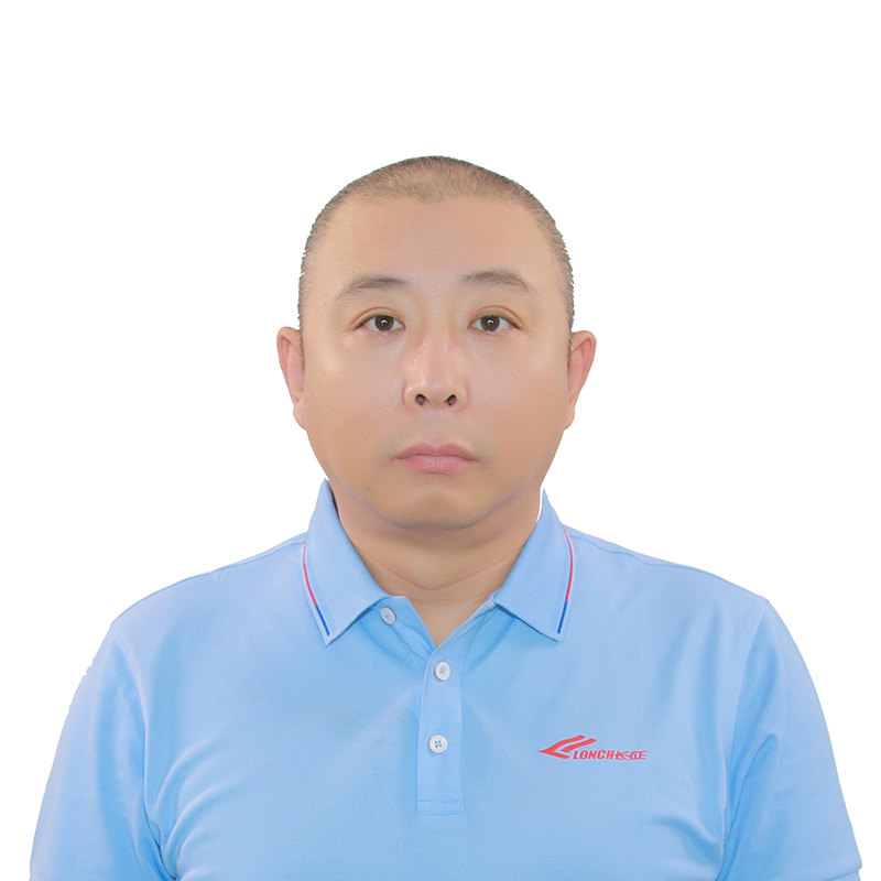 智慧教学一队教练员杨旭