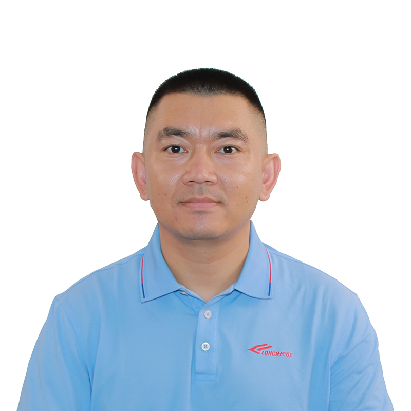 智慧教学二队教练员陈崇峰