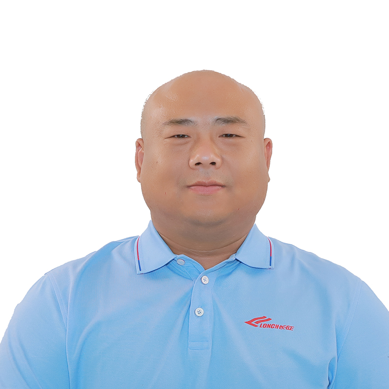 智慧教学一队教练员张骞